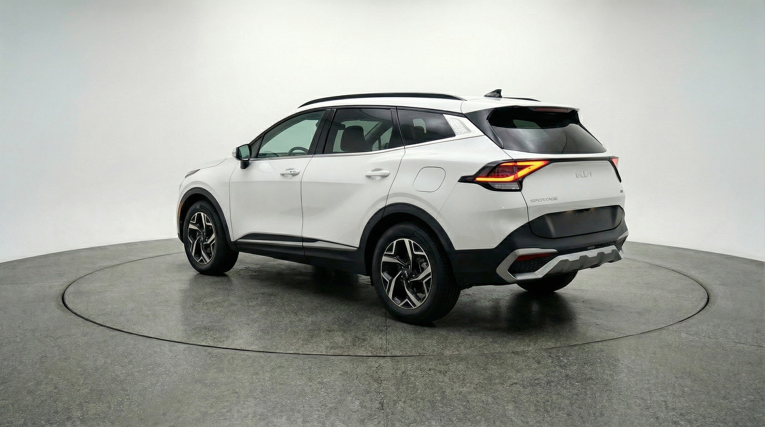 Thumbnail: 2025 Kia Sportage - 6