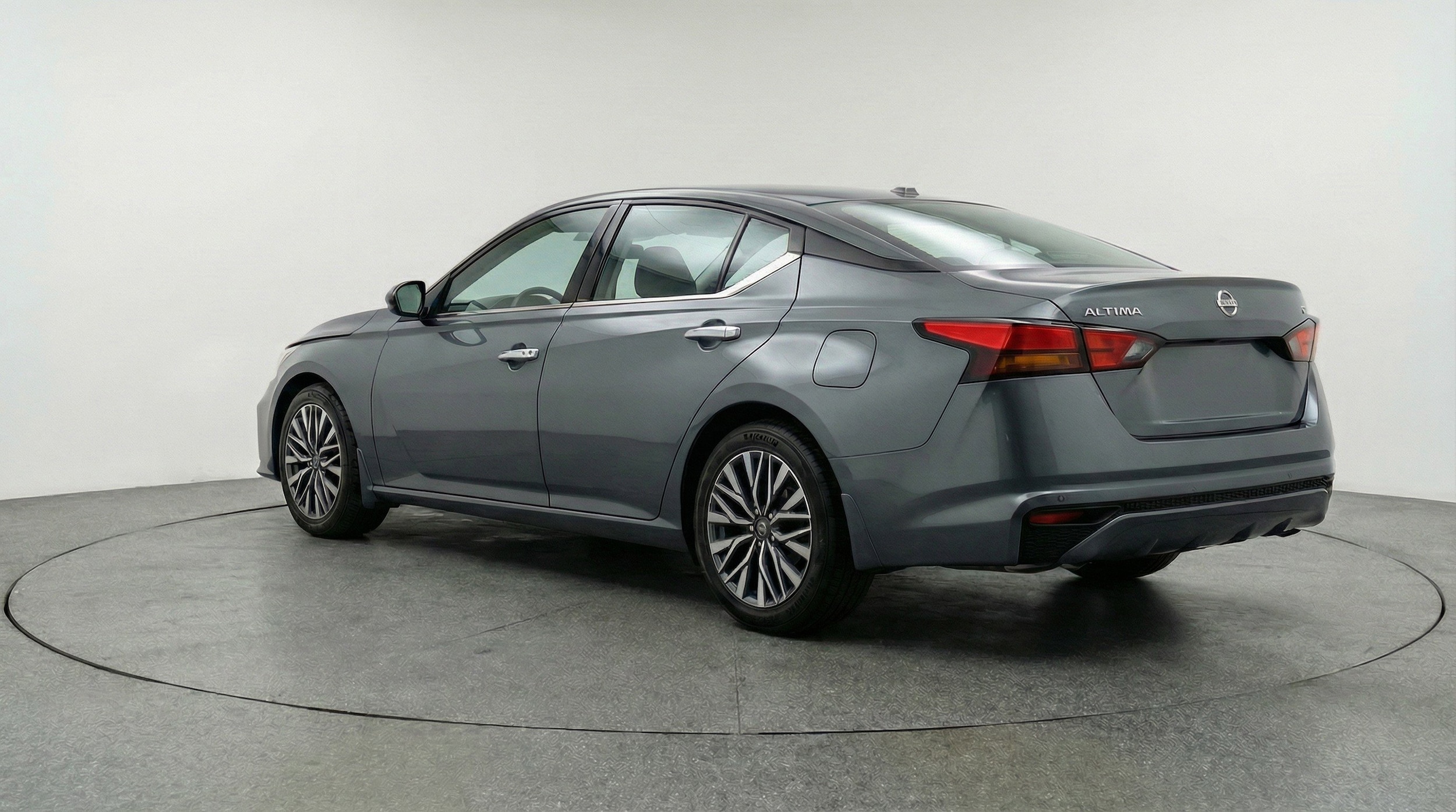 Thumbnail: 2025 Nissan Altima - 6