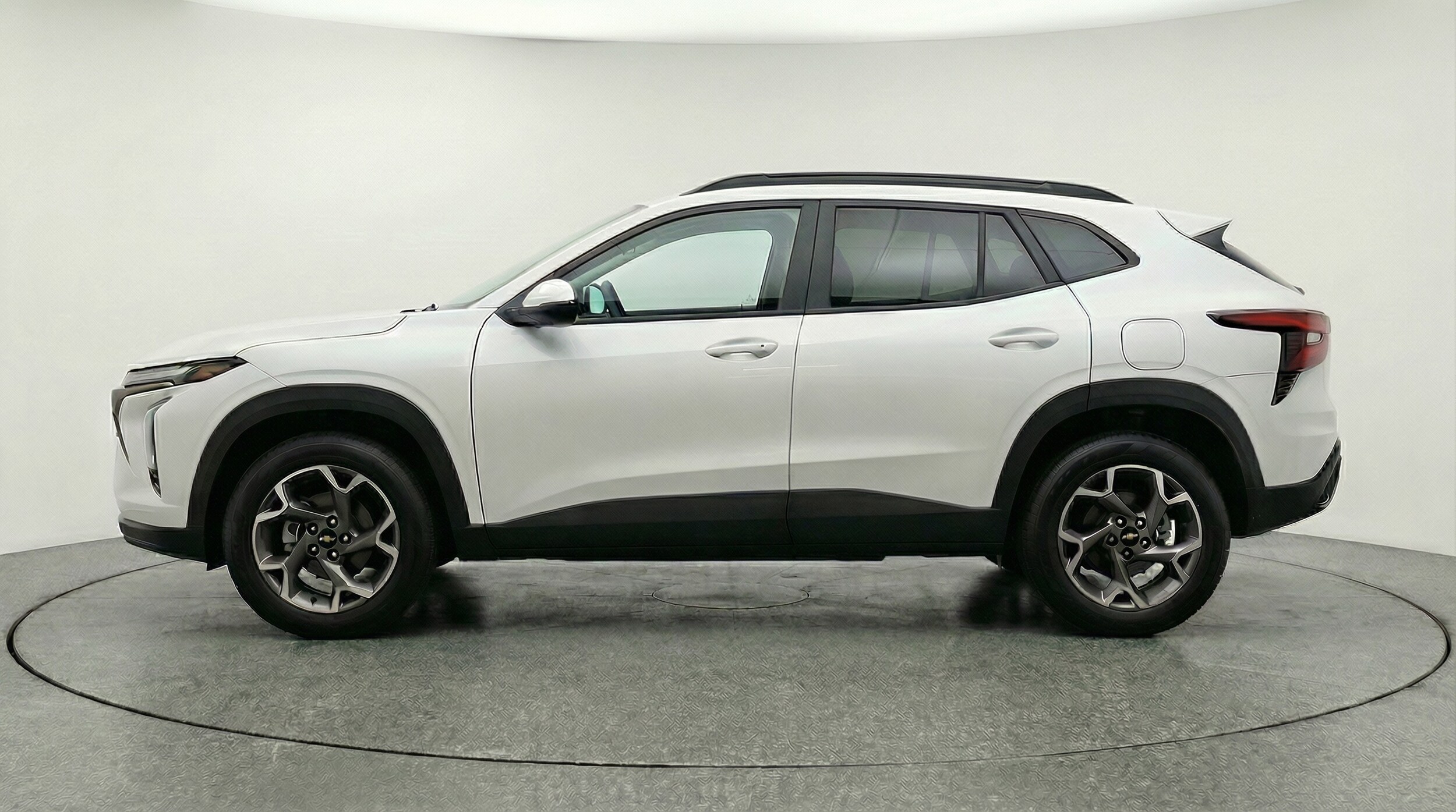 Thumbnail: 2025 Chevrolet Trax - 4