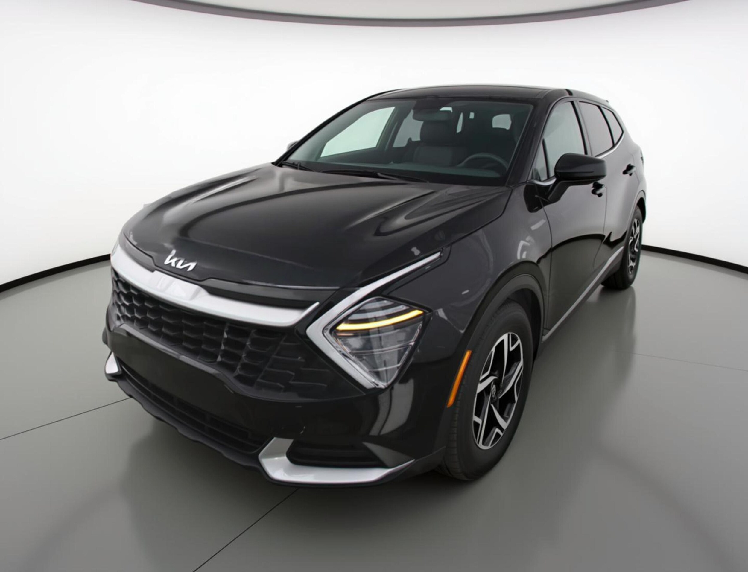 Thumbnail: 2025 Kia Sportage - 3