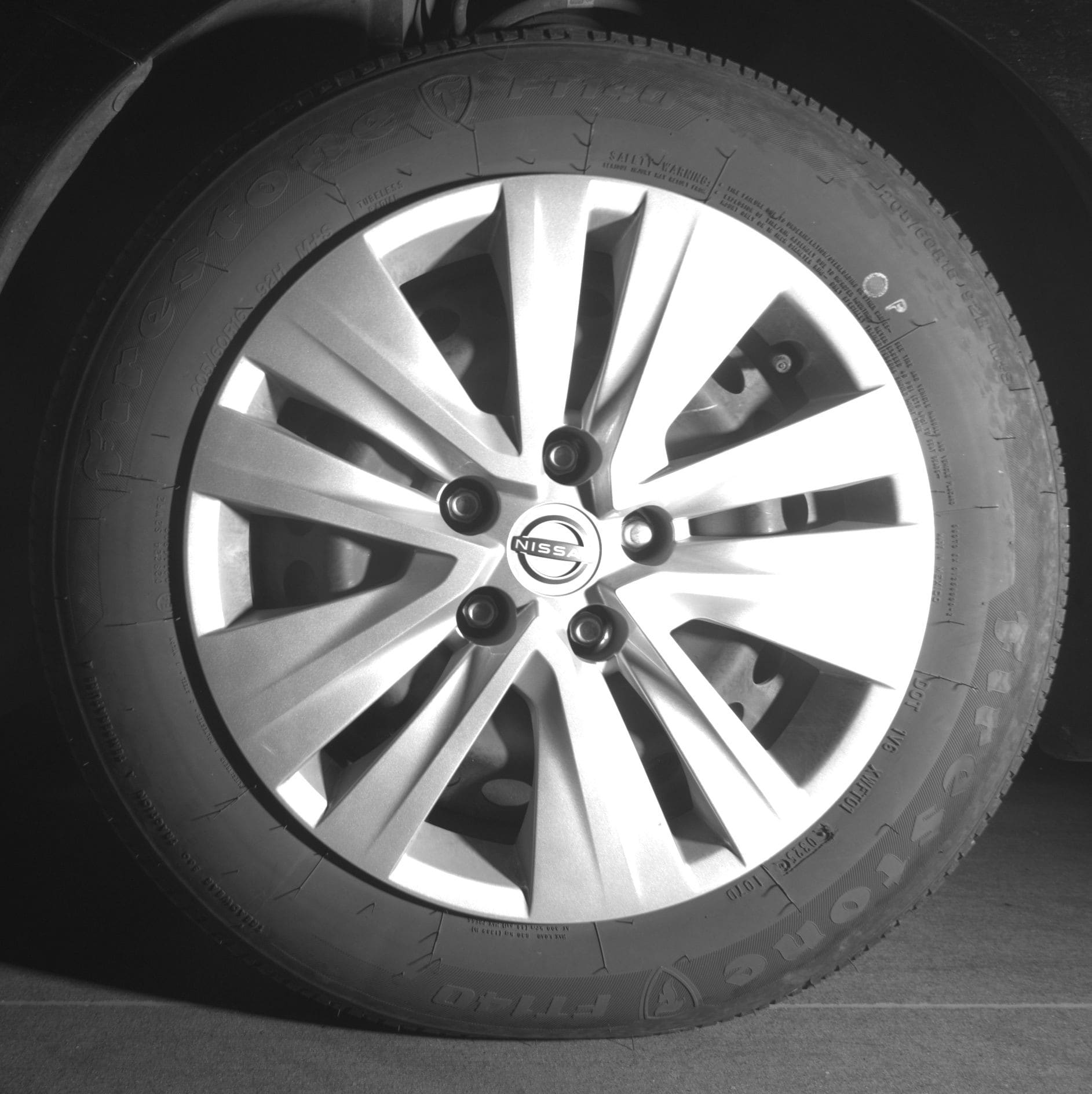 Thumbnail: 2025 Nissan Sentra - 9