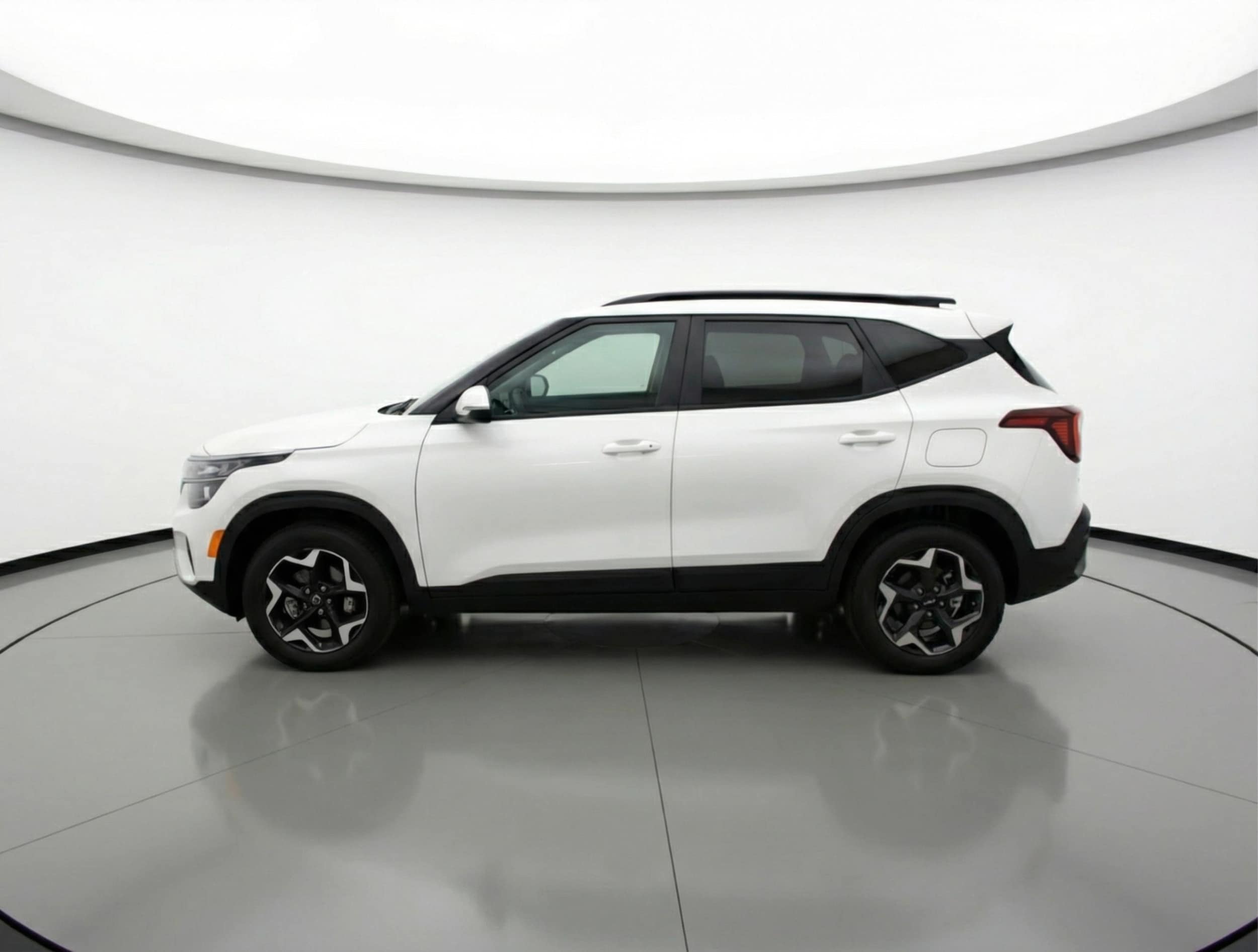 Thumbnail: 2025 Kia Seltos - 4