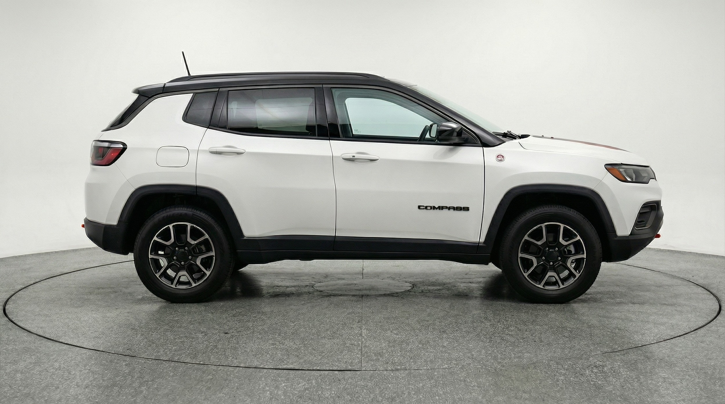Thumbnail: 2025 Jeep Compass - 8