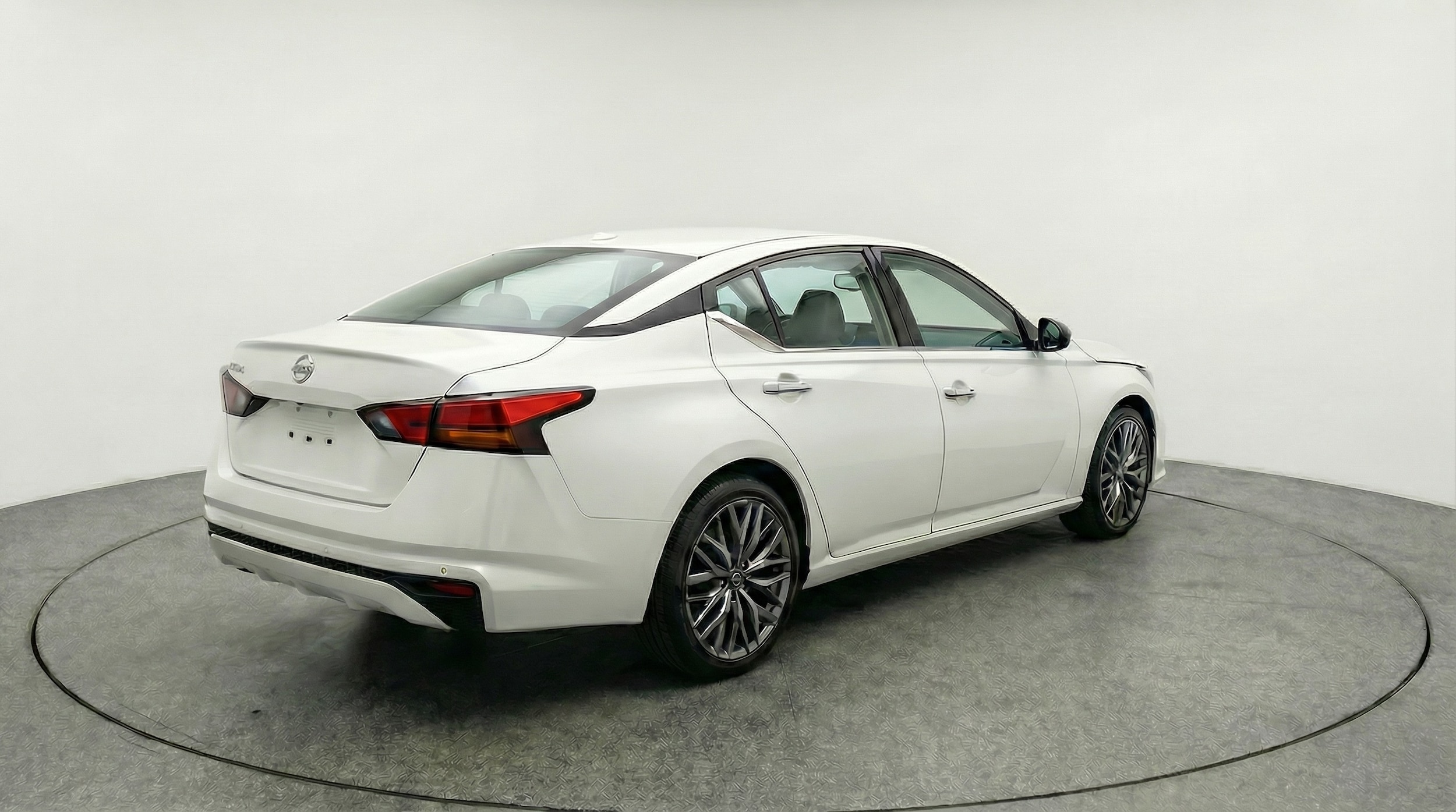 Thumbnail: 2025 Nissan Altima - 7