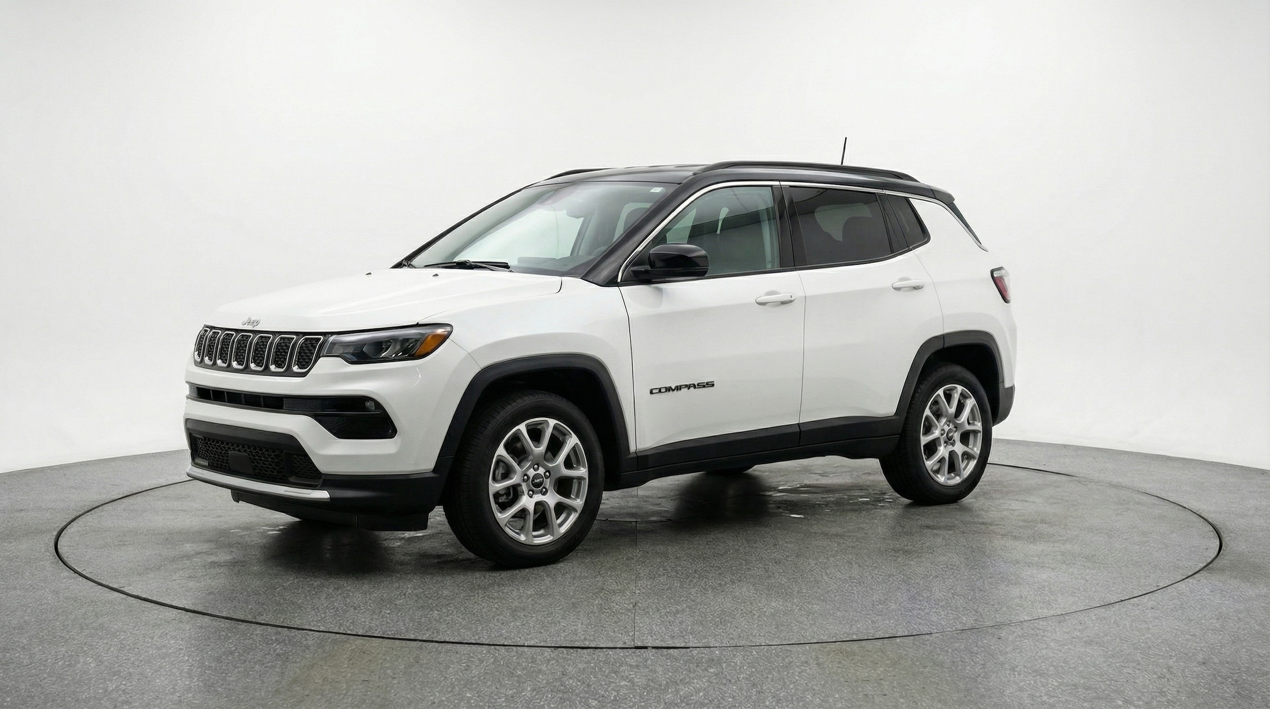 Thumbnail: 2025 Jeep Compass - 3