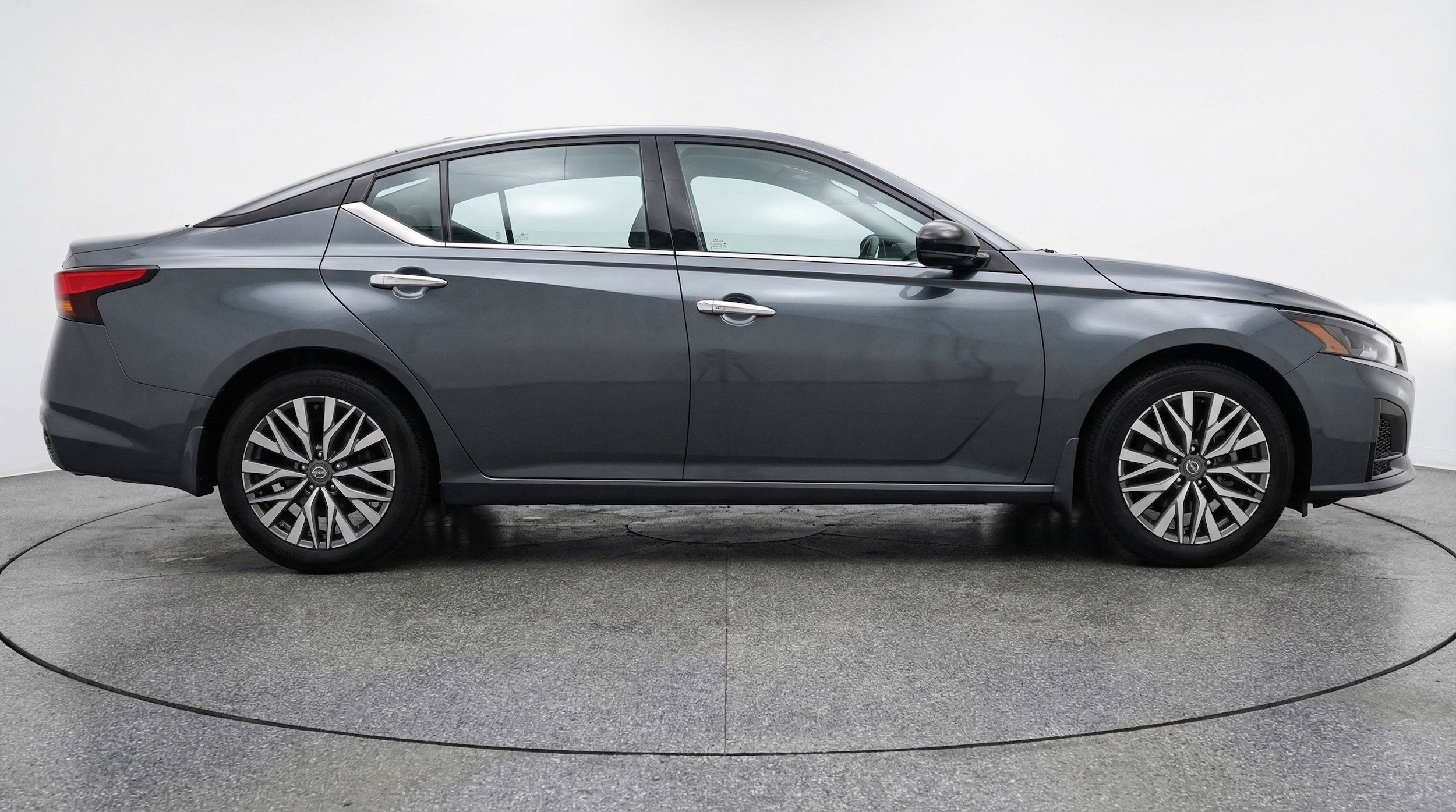 Thumbnail: 2025 Nissan Altima - 11