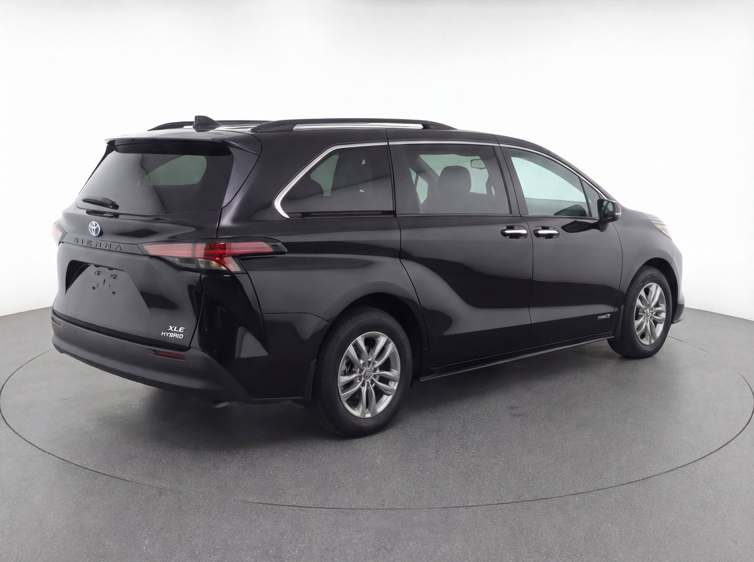 Thumbnail: 2024 Toyota Sienna - 9
