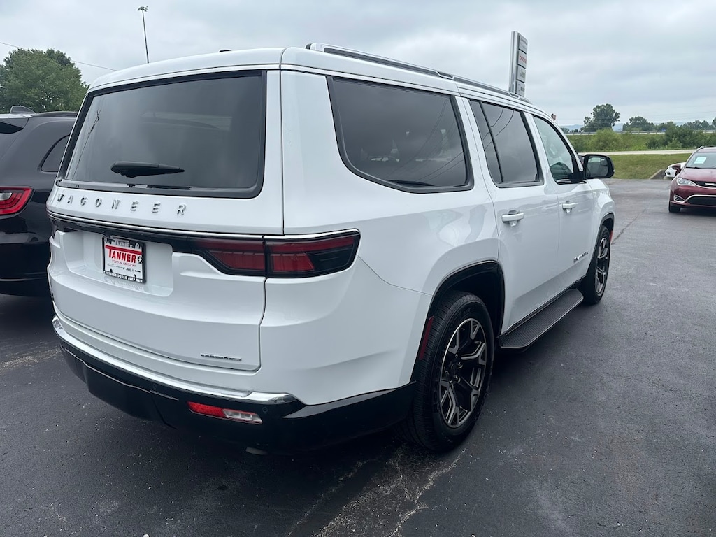 Used 2024 Jeep Wagoneer Series III SUV