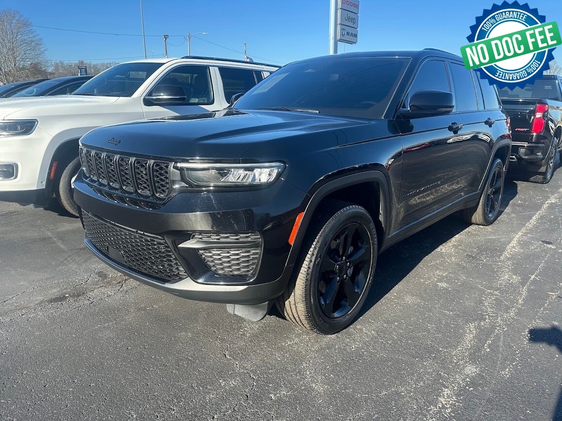 2023 Jeep Grand Cherokee Altitude's photo