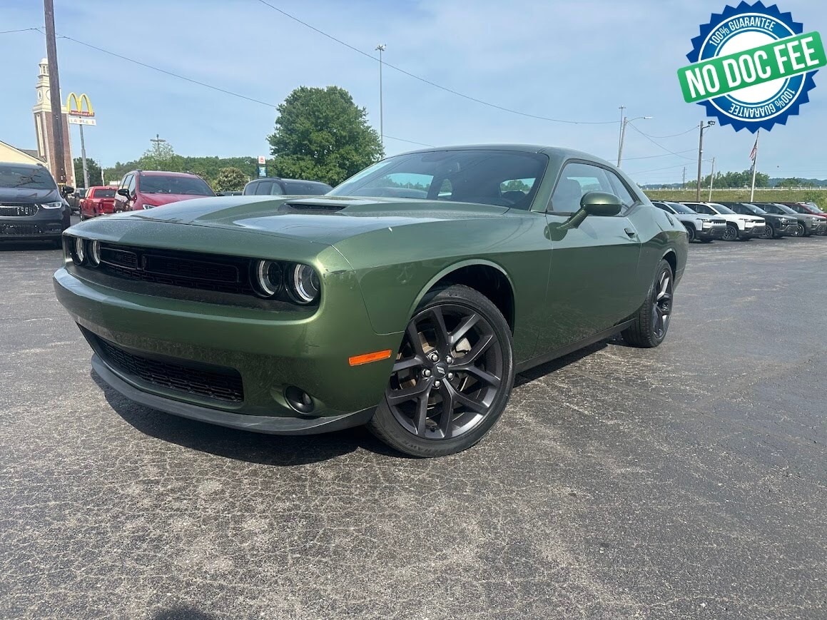 2021 Dodge Challenger SXT Auto's photo