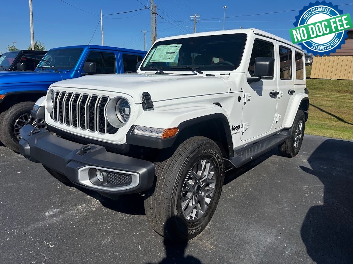 2025 Jeep Wrangler 4-Door Sahara's photo