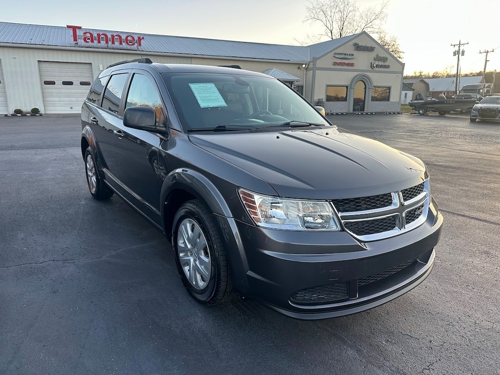 Used 2018 Dodge Journey SE SUV