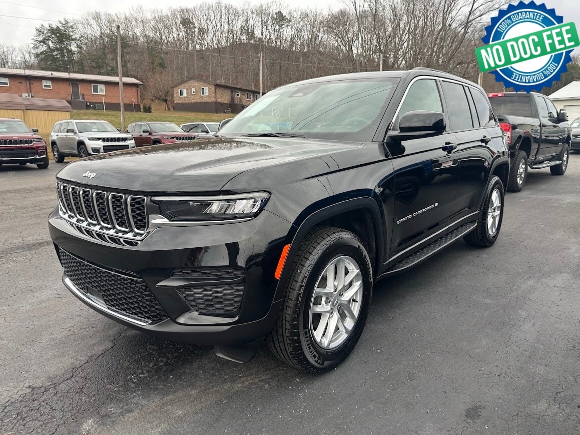 2025 Jeep Grand Cherokee Laredo's photo