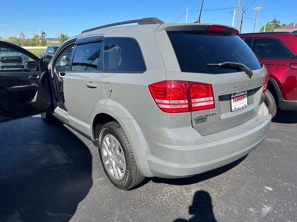Used 2020 Dodge Journey SE Value SUV