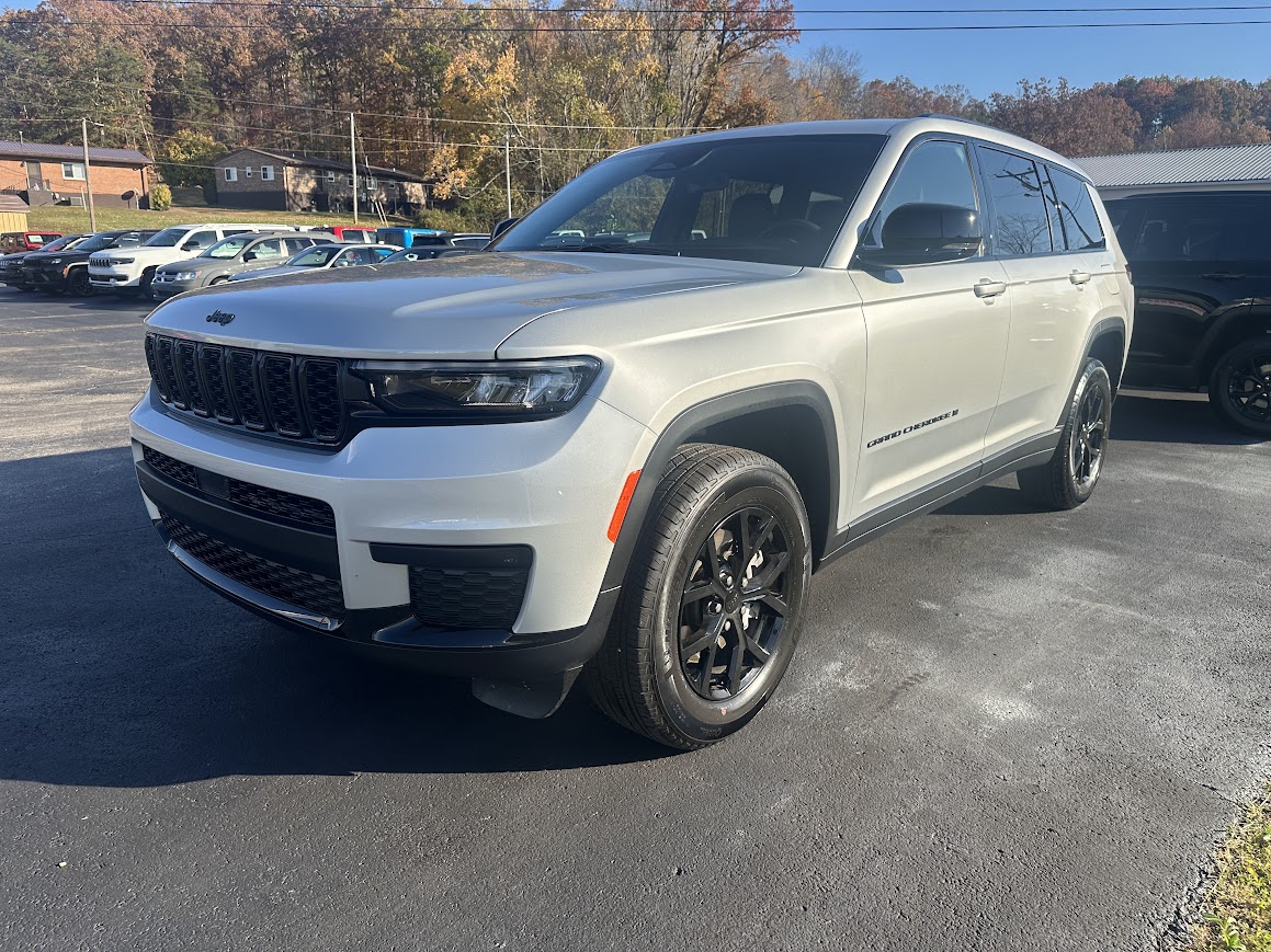 2025 Jeep Grand Cherokee L Altitude