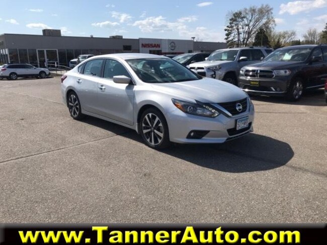 Used 2017 Nissan Altima 2.5 SR Sedan For Sale in Brainerd, MN Near ... Used 2017 Nissan Altima 2.5 SR Sedan For Sale in Brainerd, MN Near ...