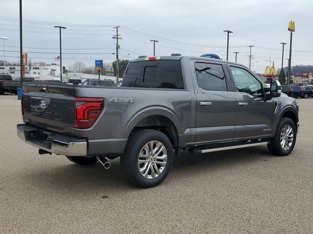 2025 Ford F-150 Lariat photo 3