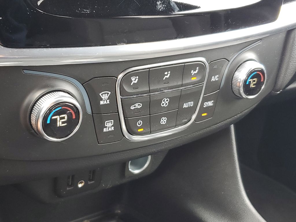 2022 Chevrolet Traverse 2FL - Photo 24