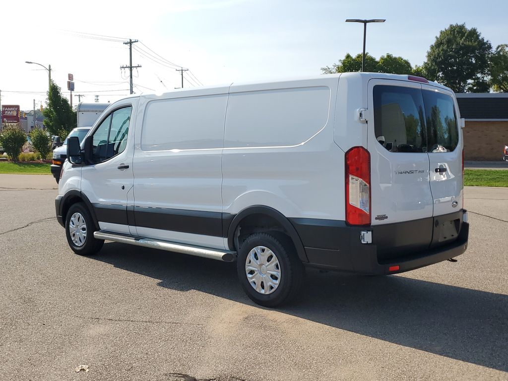 2024 Ford Transit Cargo Van photo 4