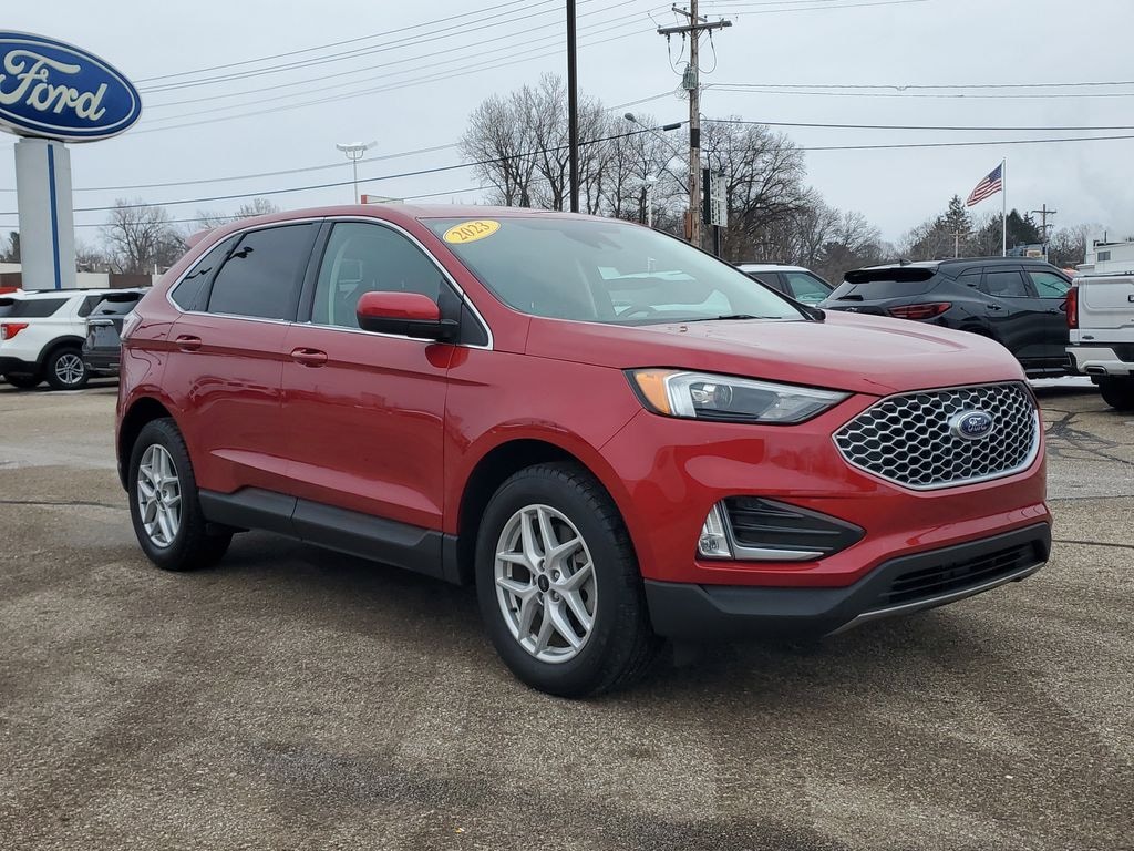 Used 2023 Ford Edge SEL Sport Utility