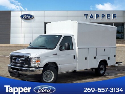 2025 Ford Econoline Base Chassis