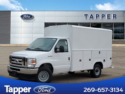 2025 Ford Econoline Base Chassis