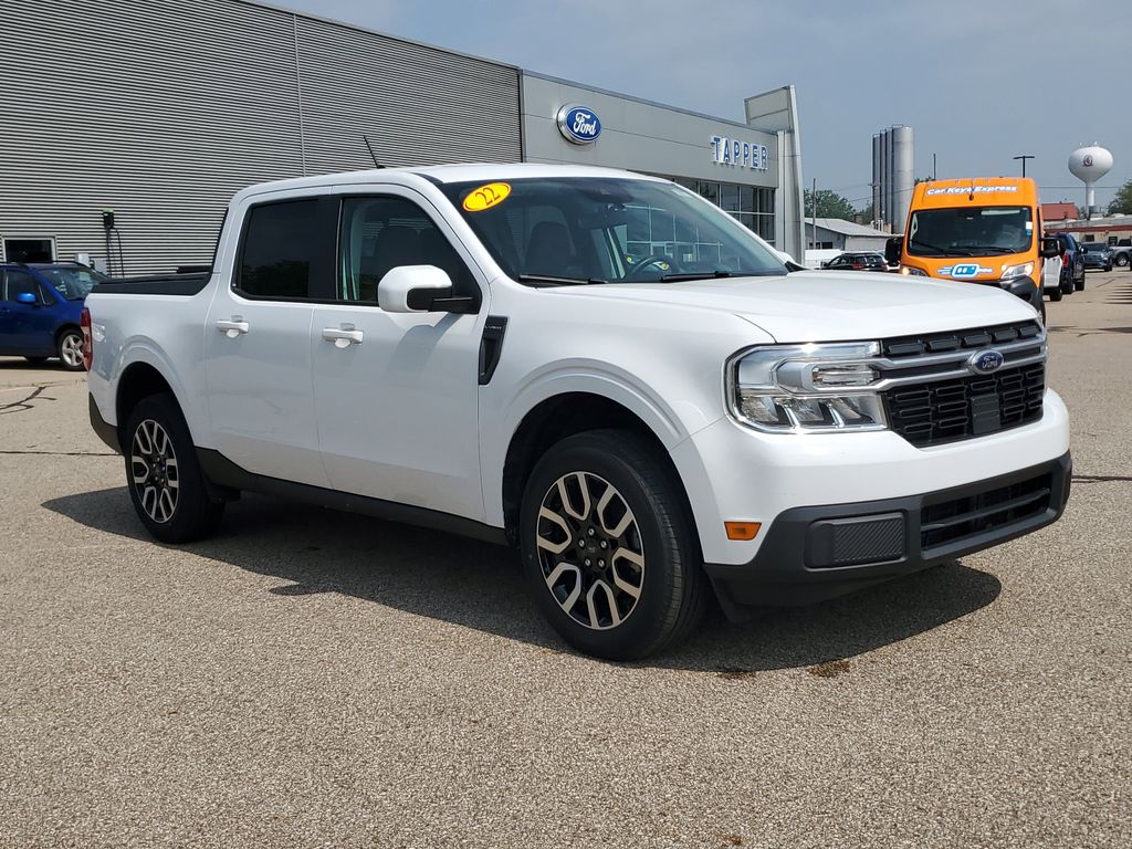 Used 2022 Ford Maverick Lariat with VIN 3FTTW8E30NRA45038 for sale in Paw, MI