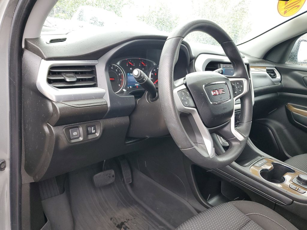 2023 GMC Acadia SLE - Photo 16