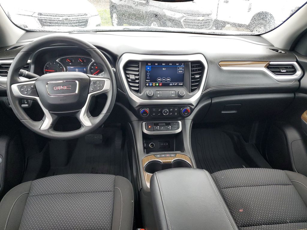 2023 GMC Acadia SLE - Photo 10