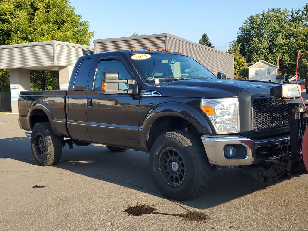 2015 Ford F-250 XLT photo 3