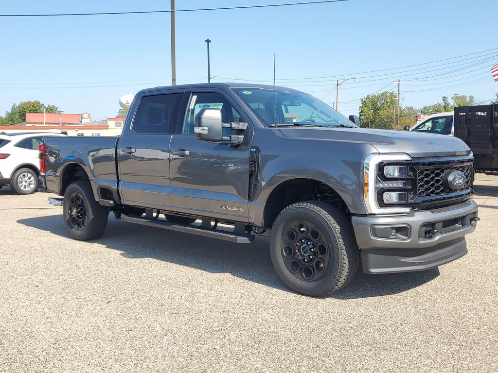 2026 Ford F-250 XLT photo 2
