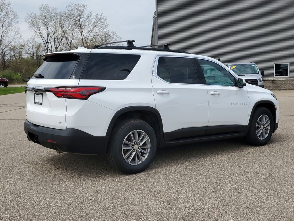 2022 Chevrolet Traverse photo 3