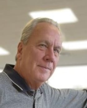 Staff member Dan Allen from ID_843f98a94995