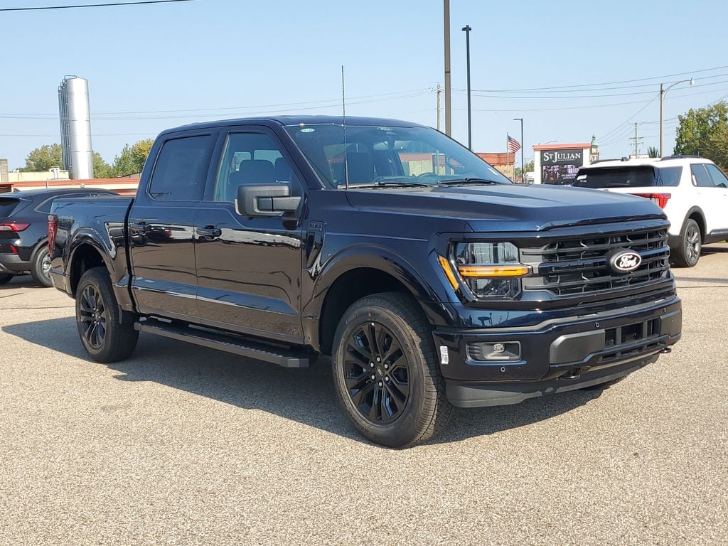 New 2025 Ford F-150 XLT Crew Cab