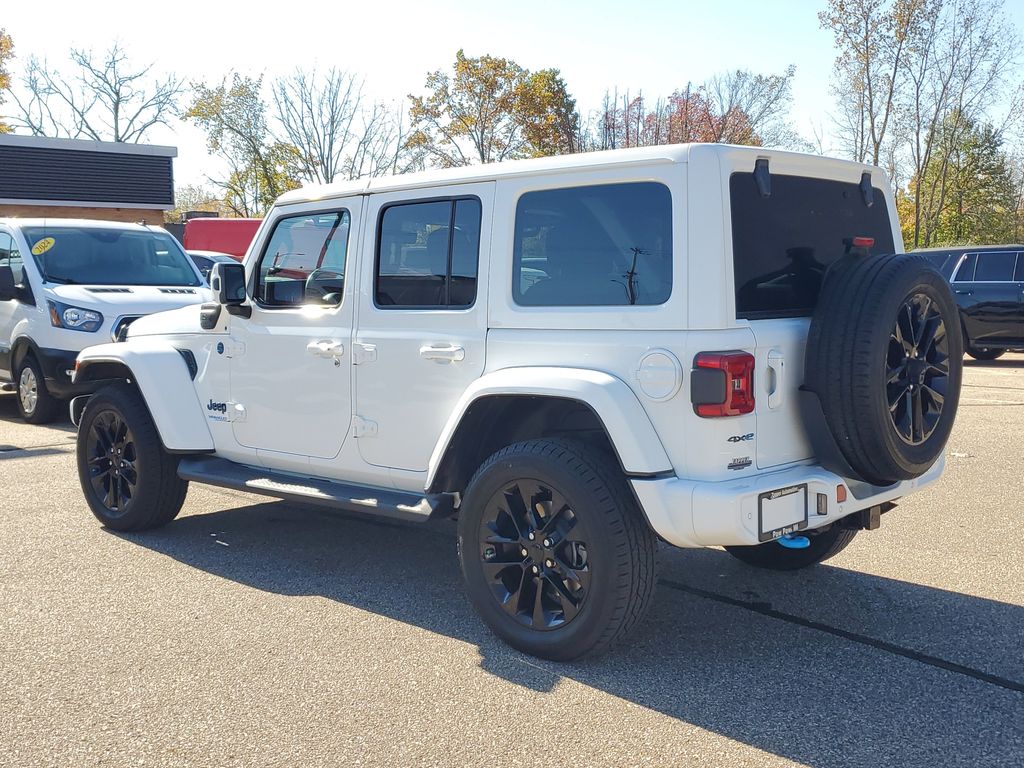 2021 Jeep Wrangler 4xe Unlimited Sahara High Altitude photo 4