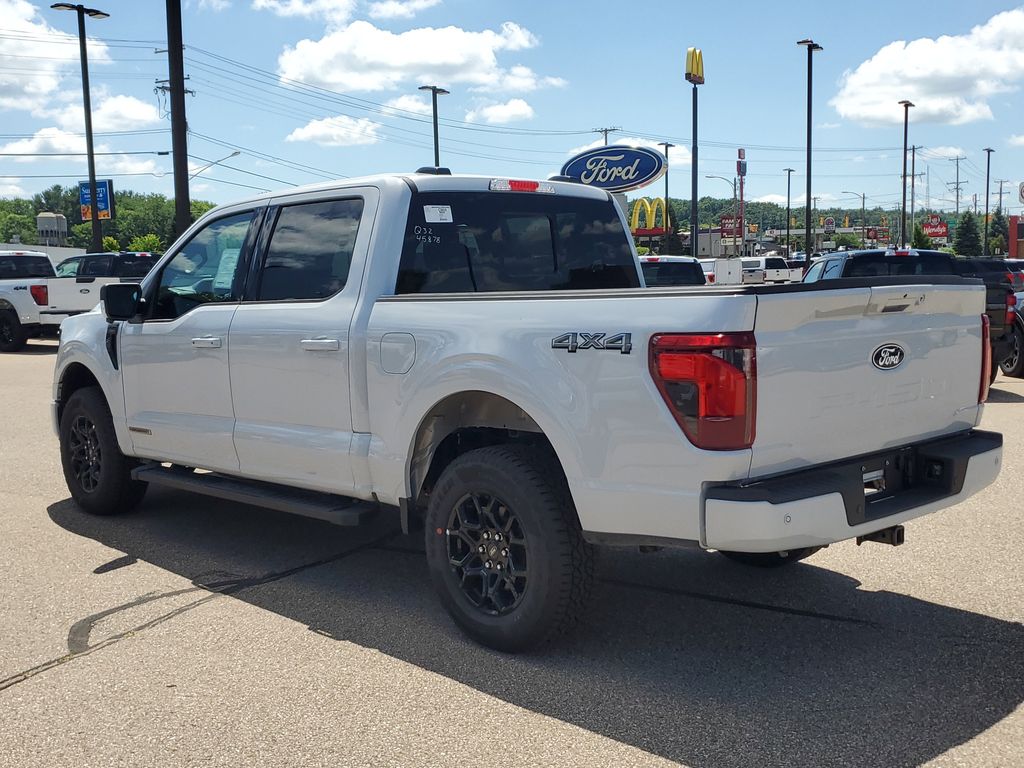 2025 Ford F-150 XLT photo 4