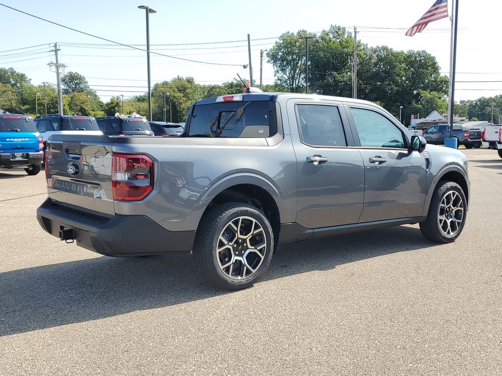 2025 Ford Maverick Lariat photo 3