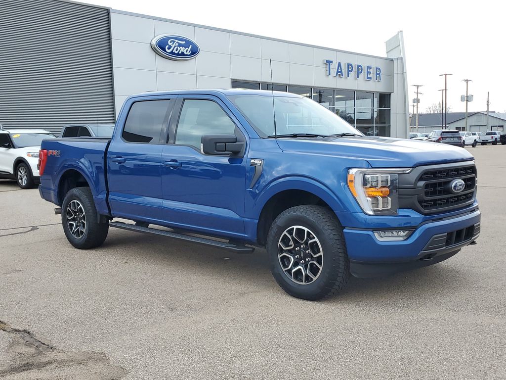 2023 Ford F-150 XLT photo 2