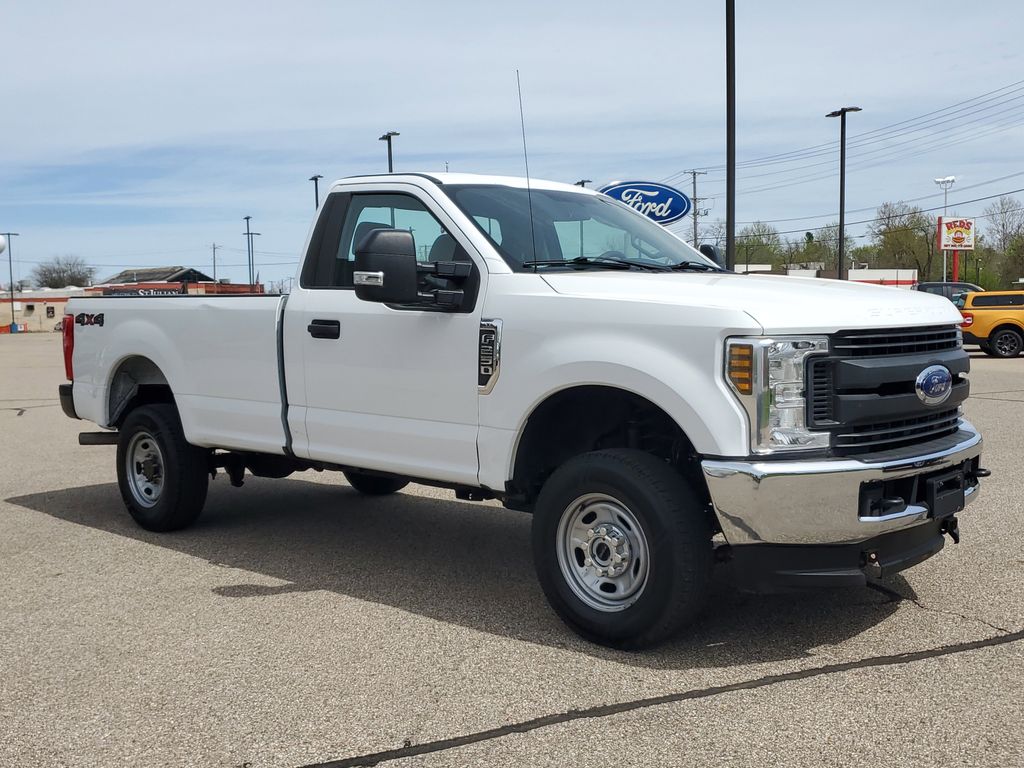 Used 2018 Ford F-250 Super Duty XL with VIN 1FTBF2B63JEC46419 for sale in Paw, MI