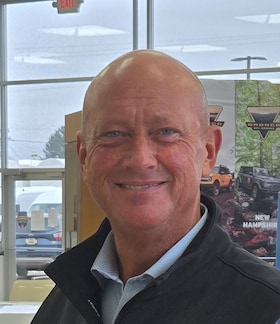 Staff member Dan Mack from ID_843f98a94995