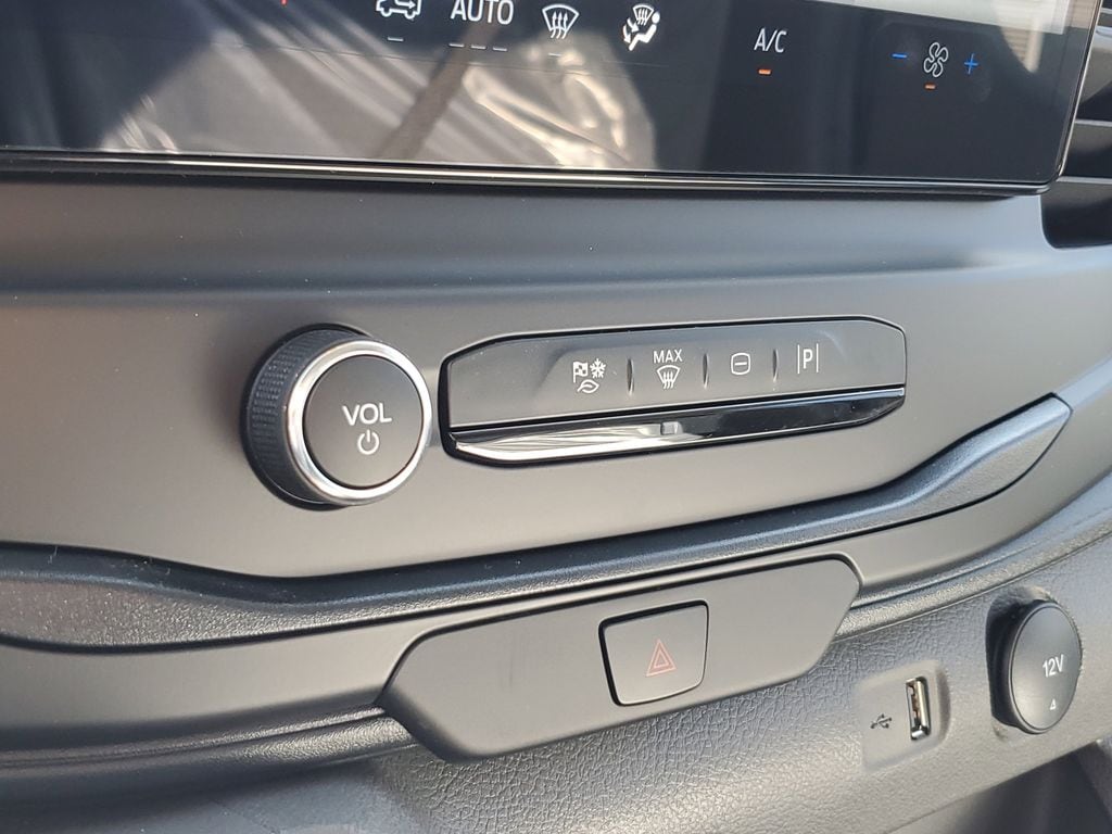 2026 Ford Transit Van Base - Photo 23