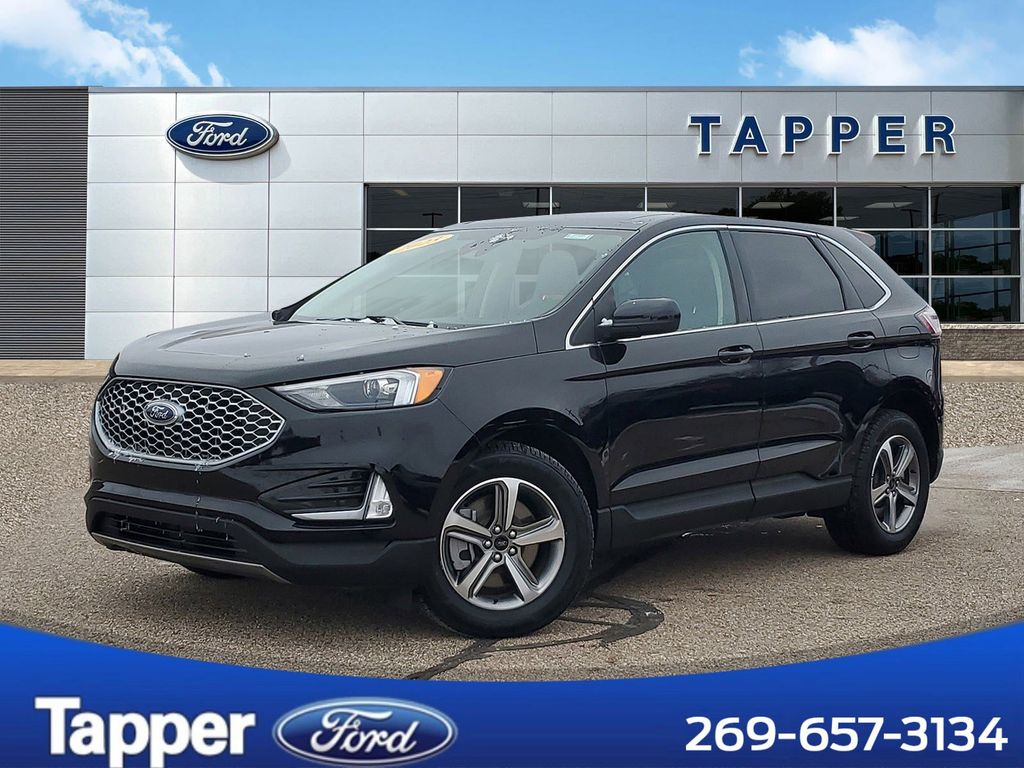 2023 Ford Edge SEL's photo