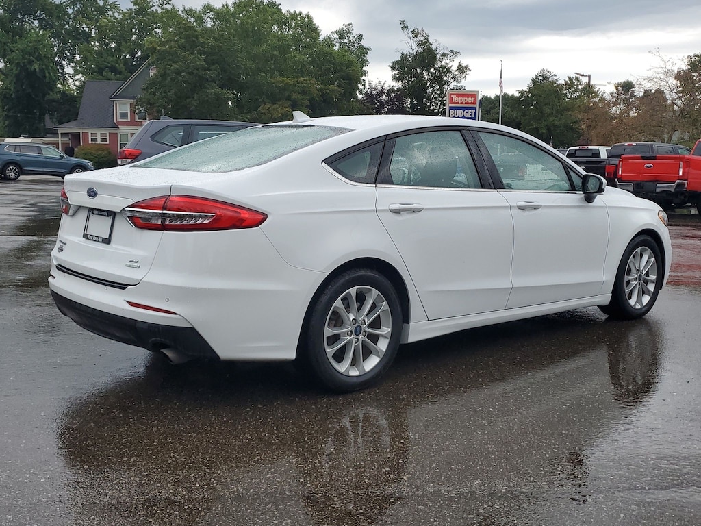 Certified 2019 Ford Fusion SE Sedan