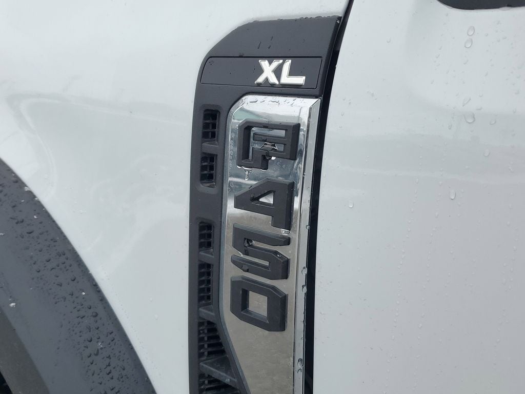 New 2026 Ford F-450 Cab; Regular; Chassis