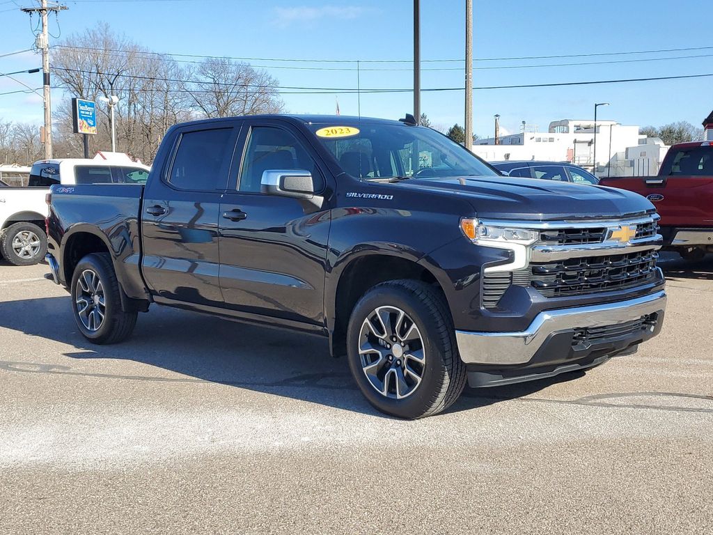 Used 2023 Chevrolet Silverado 1500 LT with VIN 1GCPDKEK5PZ132394 for sale in Paw, MI