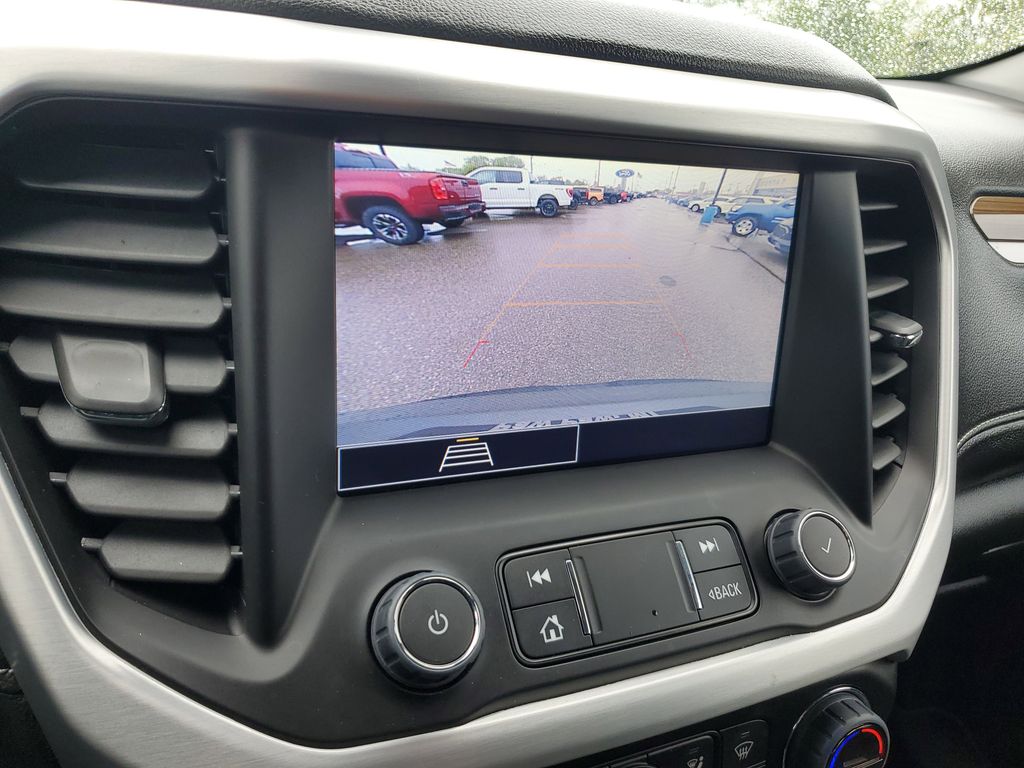 2023 GMC Acadia SLE - Photo 23