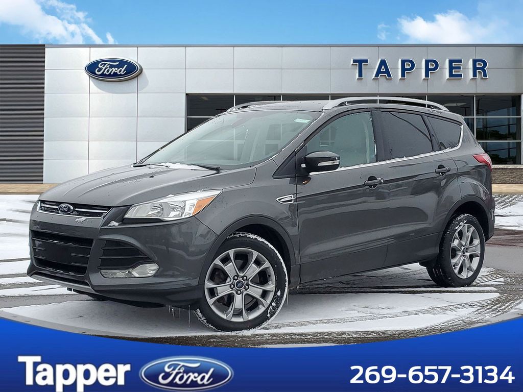 2015 Ford Escape Titanium's photo