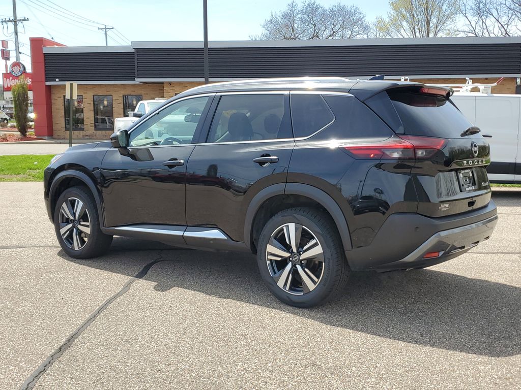 2023 Nissan Rogue SL photo 4