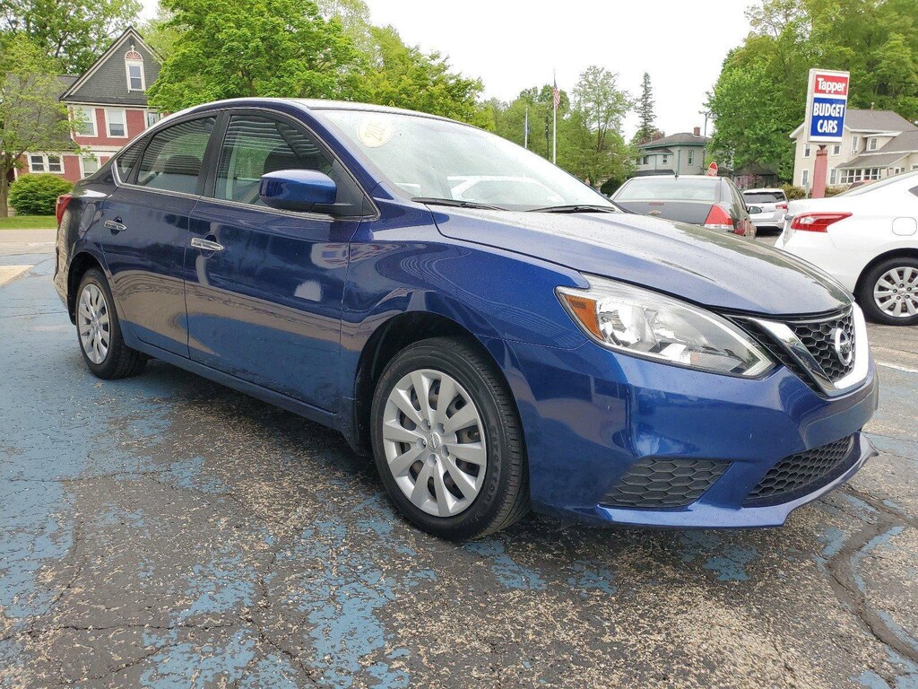 Nissan Sentra.jpg