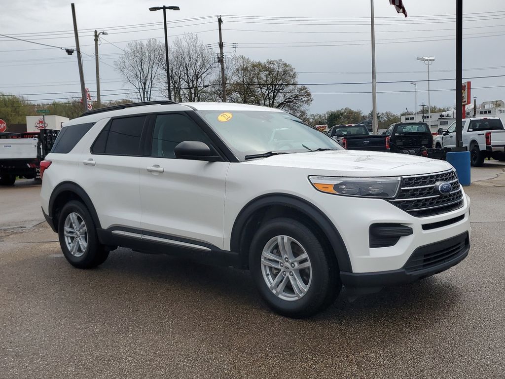 Used 2022 Ford Explorer XLT with VIN 1FMSK8DH3NGB28647 for sale in Paw, MI
